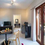 Hotel apartamentowy Athina Nydri (Lefkada)