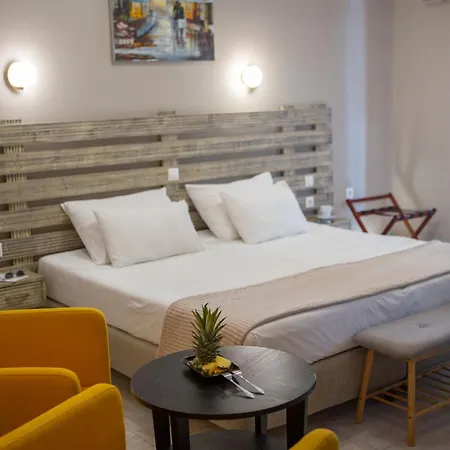 Athina 3* Nydri (Lefkada)