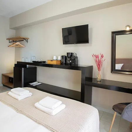 Apart Otel Athina 3*