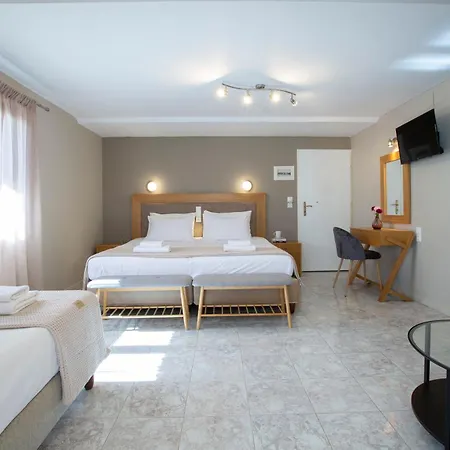 Athina Apartmanhotel 4*