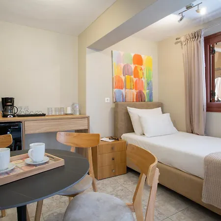 Apartmanhotel Athina 4*