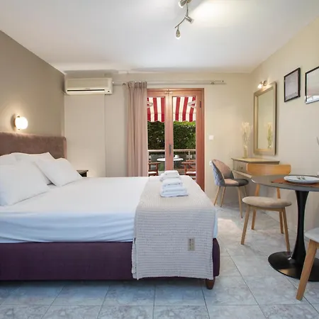 Athina Apart Otel 3*