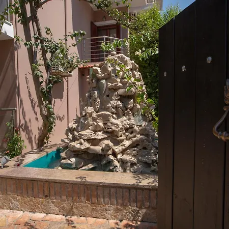 Athina Apart-hotel