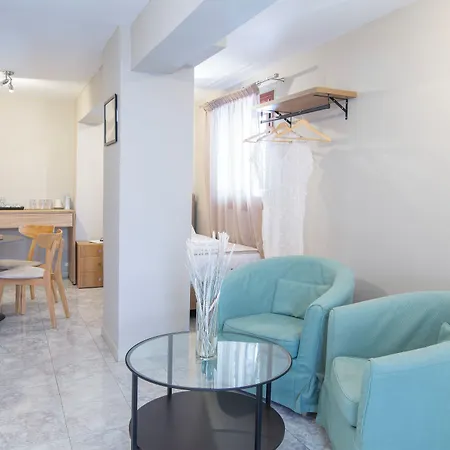 Athina Apart Otel 3*