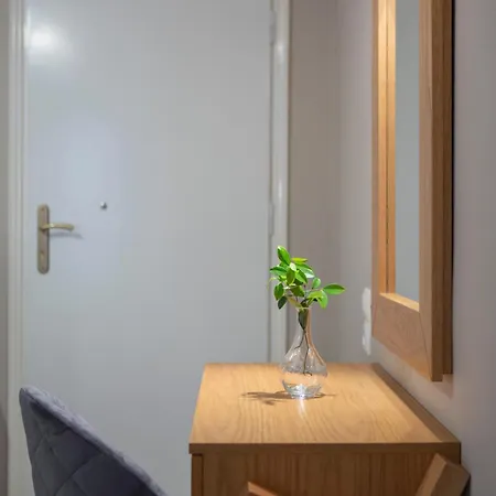 Hotel apartamentowy Athina