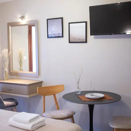 Hotel apartamentowy Athina 4*