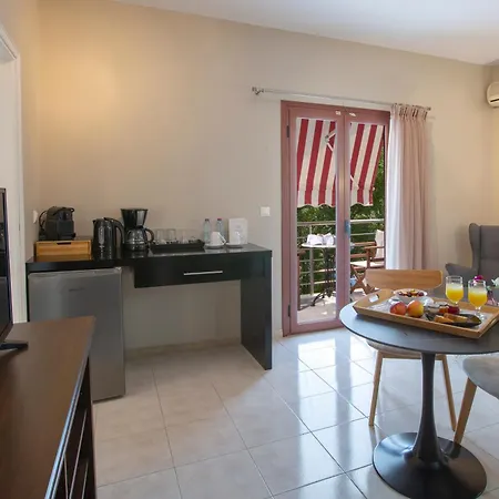 Athina Aparthotel