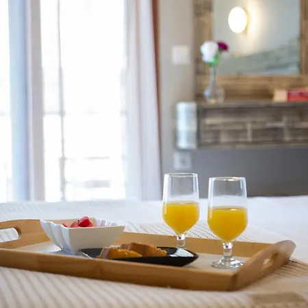 Athina Aparthotel 2*