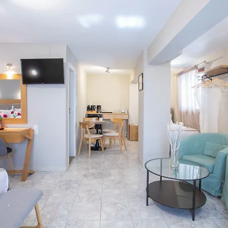 Hotel apartamentowy Athina 4*