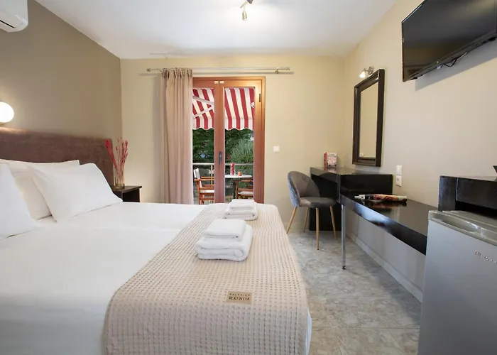 Athina 3*